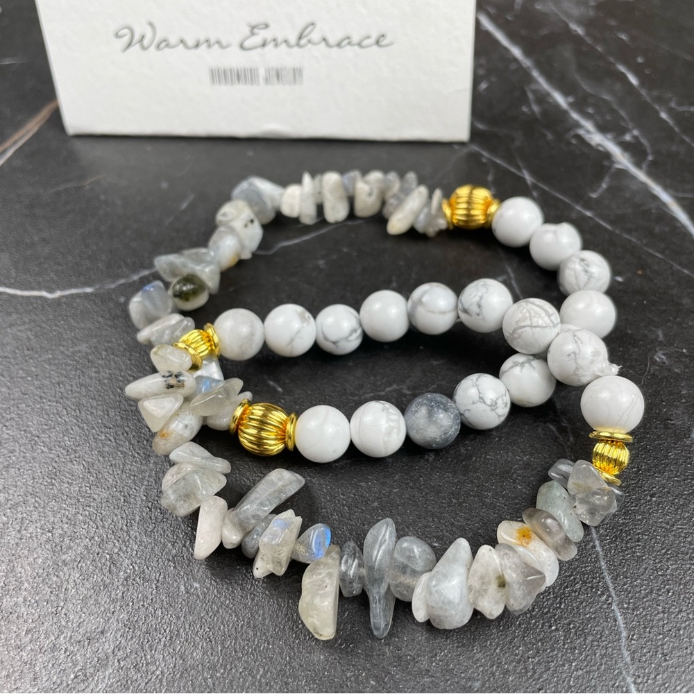 Focus and Memory Bracelet with Howlite and Labradorite